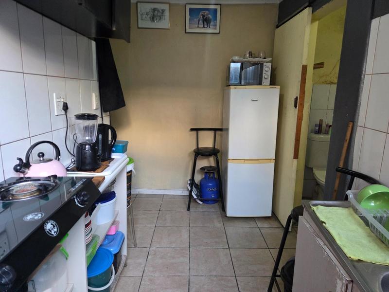 2 Bedroom Property for Sale in Zonnebloem Western Cape